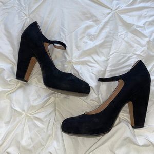 Mary Jane Style Pumps